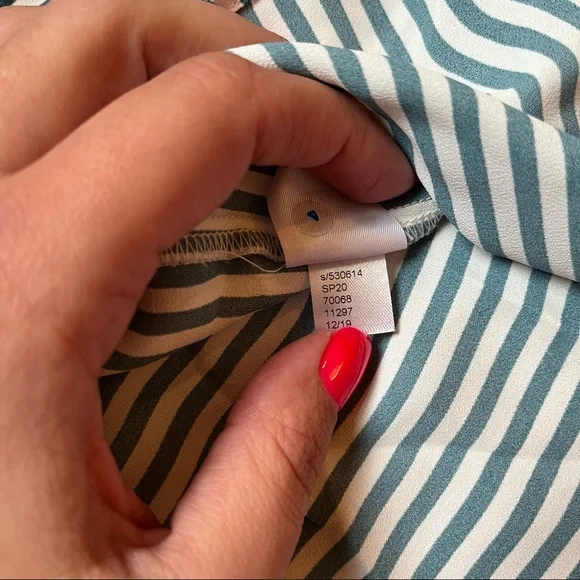 Ann Taylor petite striped shirred button down shirt size small petite - Picture 8 of 9